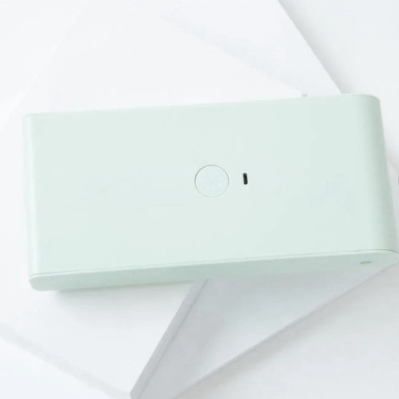 Tech Candy UV Light Phone Portable Sanitizer Box - Picture 3 of 11